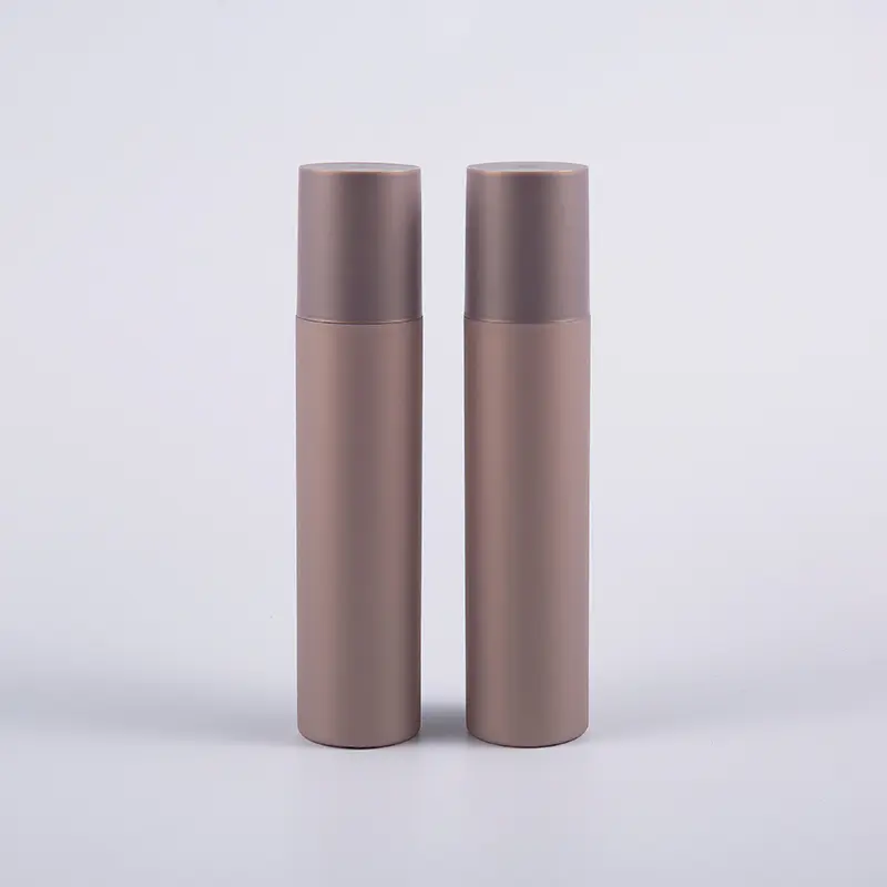 Flere farger Soft Touch Rund Form 250ml renseflaske med plastpumpe 