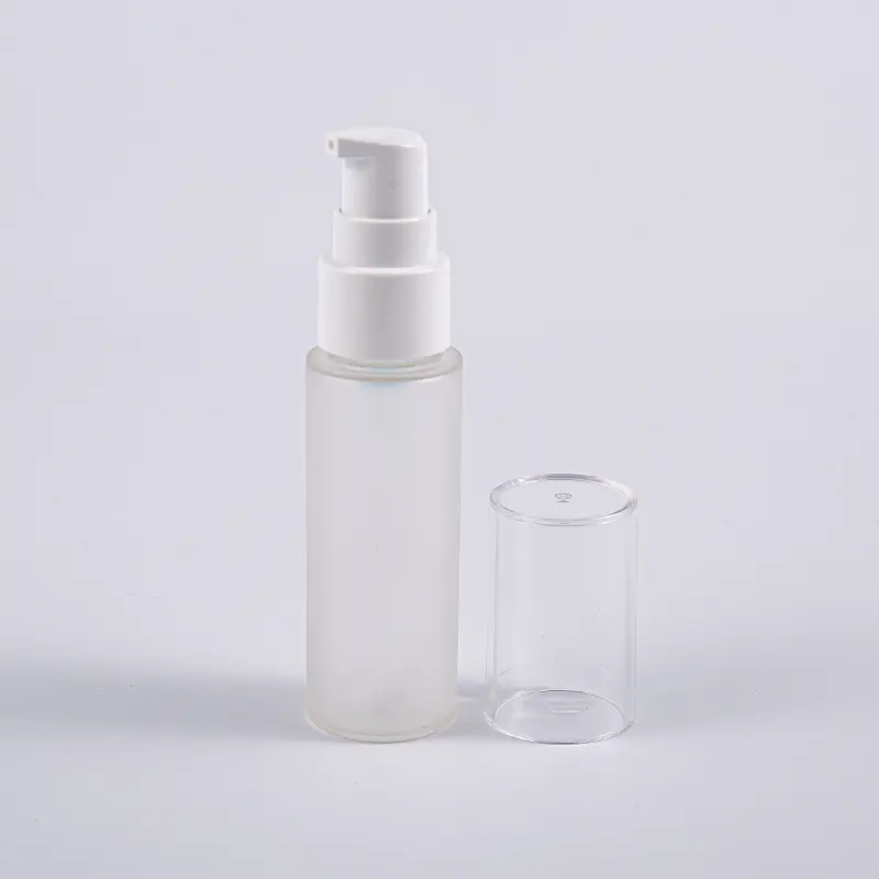 Ulike farger rund form 30 ml PETG lotionflaske med pumpe Reisebruk Ulike farger rund form 30 ml PETG lotionflaske med pumpe Reisebruk