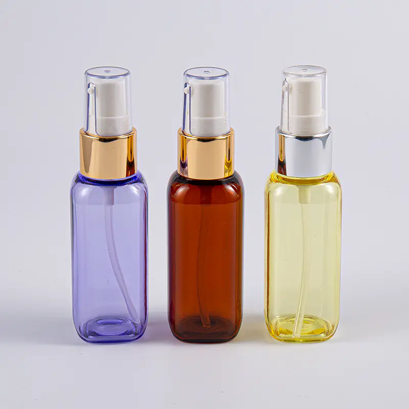 På reise Bruk 50 ml Petg Square Shape-flaske med pumpe
