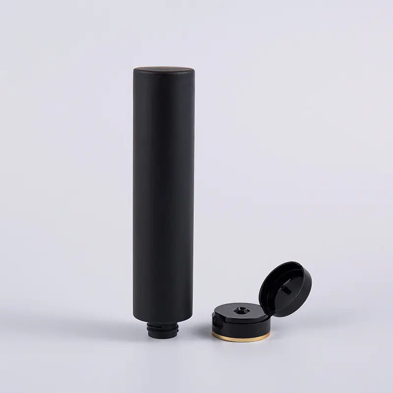 Svart Soft Touch Rund Omvendt 250 ml PE hårbalsam renseflaske med flip-top-hette